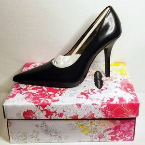 🔥New Chinese Laundry "Spicy Pointy Toe" Pump 🔥